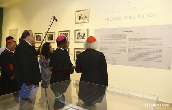 Daniel y Rosario inauguran el Museo San Juan Pablo II