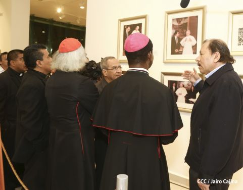Daniel y Rosario inauguran el Museo San Juan Pablo II