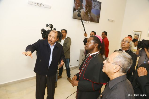 Daniel y Rosario inauguran el Museo San Juan Pablo II