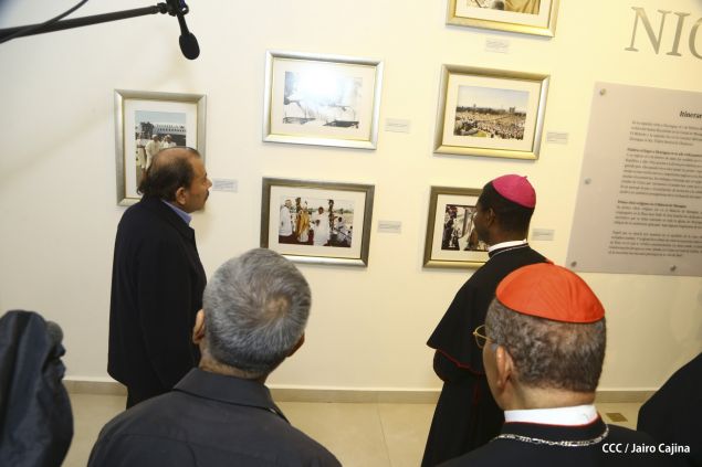 Daniel y Rosario inauguran el Museo San Juan Pablo II