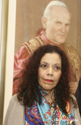 Daniel y Rosario inauguran el Museo San Juan Pablo II