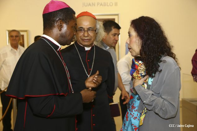 Daniel y Rosario inauguran el Museo San Juan Pablo II