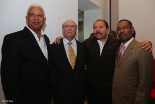 Presidente Daniel se reúne con diputados del PARLACEN