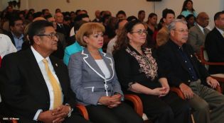 Presidente Daniel se reúne con diputados del PARLACEN