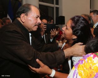 Presidente Daniel se reúne con diputados del PARLACEN