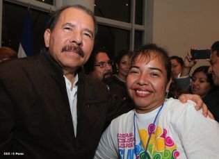 Presidente Daniel se reúne con diputados del PARLACEN