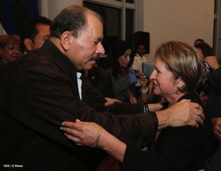 Presidente Daniel se reúne con diputados del PARLACEN