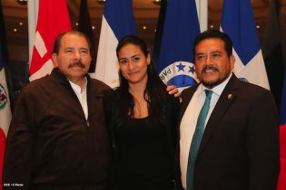 Presidente Daniel se reúne con diputados del PARLACEN