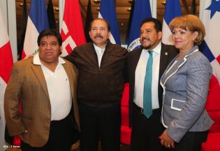 Presidente Daniel se reúne con diputados del PARLACEN