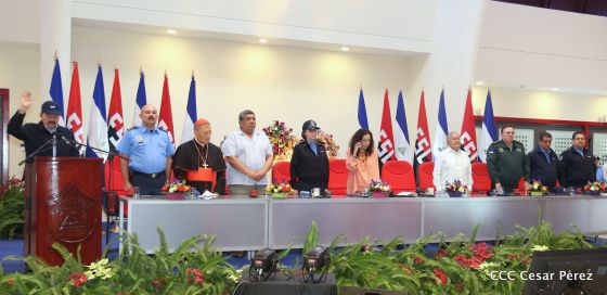 XIX Promoción de Damas y Caballeros Cadetes de la Academia de la Policía Nacional