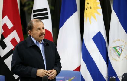 Presidente Daniel y Compañera Rosario reciben cartas credenciales de los embajadores de Corea, Francia y Uruguay