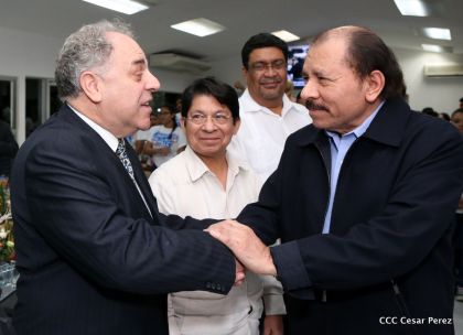 Presidente Daniel y Compañera Rosario reciben cartas credenciales de los embajadores de Corea, Francia y Uruguay