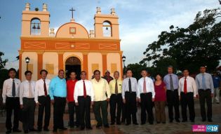 Recorrido de alta delegación vietnamita