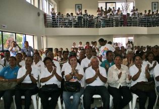 Recorrido de alta delegación vietnamita