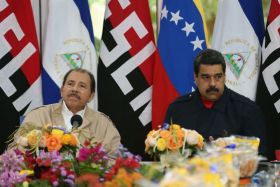 Presidente Daniel y Compañera Rosario celebran con el Presidente Maduro el 10 Aniversario de Nicaragua en el ALBA