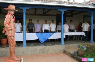 Delegación vietnamita recorre municipios