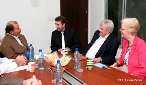 Presidente Daniel recibe al Parlamentario Alemán Wolfgang Gechrcke