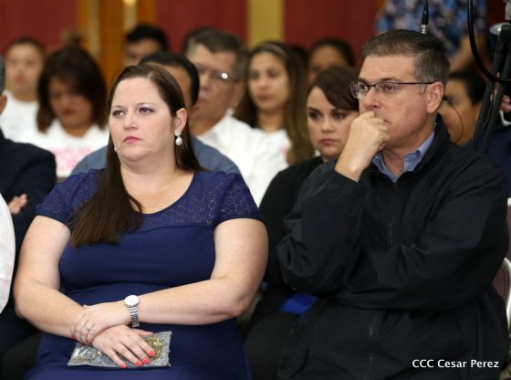 Daniel y Rosario juramentan al Gabinete del Gobierno Sandinista