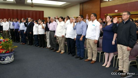 Daniel y Rosario juramentan al Gabinete del Gobierno Sandinista