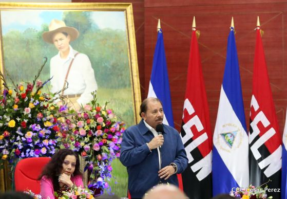 Daniel y Rosario juramentan al Gabinete del Gobierno Sandinista