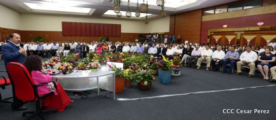 Daniel y Rosario juramentan al Gabinete del Gobierno Sandinista