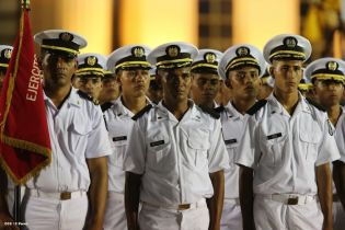 Daniel y Rosario presidente acto 34 Aniversario del Ejército