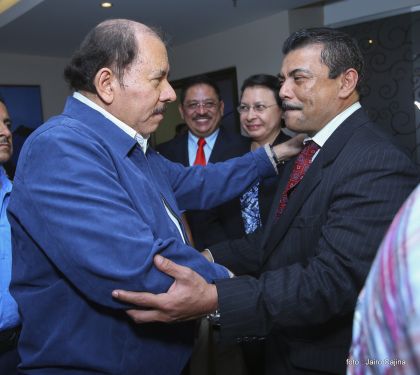 Presidente Daniel participa en premiación de la Crónica Deportiva