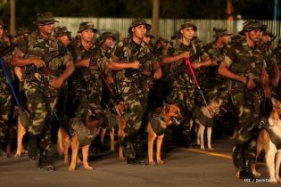 Desfile Militar en honor al 34 Aniversario del Ejército