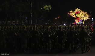 Desfile Militar en honor al 34 Aniversario del Ejército