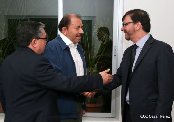 Presidente Daniel sostiene encuentro con Directores del BID