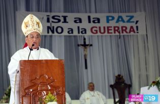 Cardenal Miguel oficia Misa por la Paz
