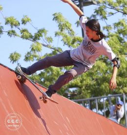 Adolescentes y jóvenes cuentan con nuevo espacio para practicar deportes extremos