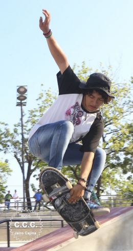 Adolescentes y jóvenes cuentan con nuevo espacio para practicar deportes extremos