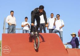 Adolescentes y jóvenes cuentan con nuevo espacio para practicar deportes extremos