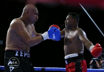 Ricardo Mayorga derrota al mexicano Jaudiel Zepeda