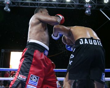 Ricardo Mayorga derrota al mexicano Jaudiel Zepeda