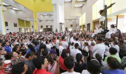 Así fue la bajada de la venerada Imágen de la Sangre de Cristo