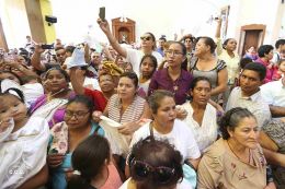 Así fue la bajada de la venerada Imágen de la Sangre de Cristo