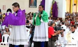 Misa Crismal en la Catedral de Managua