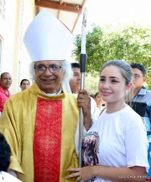 Cardenal Brenes celebra misa de Domingo de Resurrección