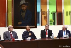 Daniel se reúne con  Asociación Iberoamericana de Cámaras de Comercio, Industria y Servicios