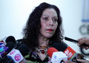 Daniel y Rosario presiden Homenaje al Comandante Tomás Borge Martínez