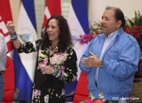 Daniel y Rosario presiden Homenaje al Comandante Tomás Borge Martínez