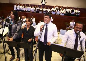 Daniel y Rosario presiden Homenaje al Comandante Tomás Borge Martínez