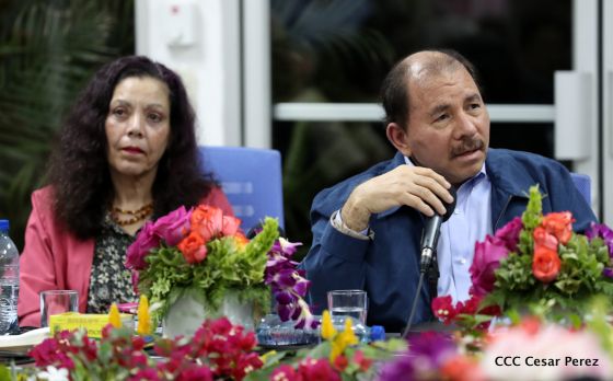 Comandante Daniel y Compañera Rosario se reúnen con Misión del FMI