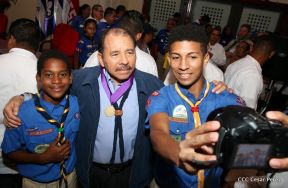 Daniel y Rosario presiden conmemoración del 100 aniversario del Movimiento Scout en Nicaragua