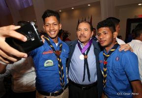 Daniel y Rosario presiden conmemoración del 100 aniversario del Movimiento Scout en Nicaragua