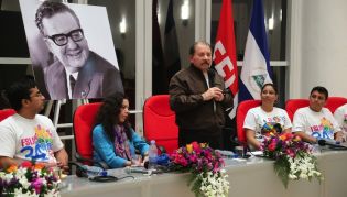 Daniel, Rosario y Juventud rinden homenaje a Salvador Allende