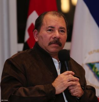 Daniel, Rosario y Juventud rinden homenaje a Salvador Allende