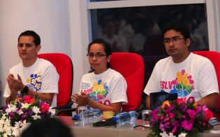 Daniel, Rosario y Juventud rinden homenaje a Salvador Allende